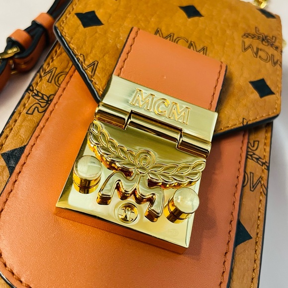 MCM Visetos Patricia Crossbody Mini - Picture 3 of 7